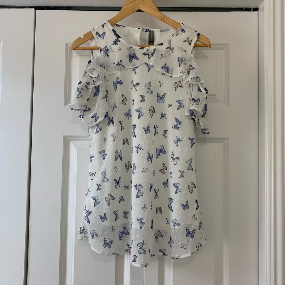 Denver Hayes White Butterfly Print Cold Shoulder Short Sleeve Blouse Size US M.